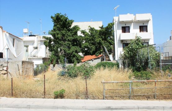 For Sale &#8211; Land 215 m²